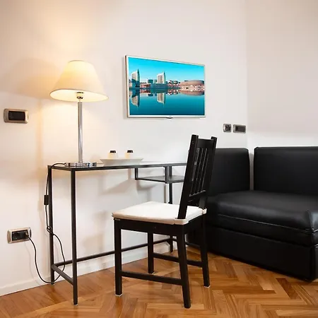 Room In Roma Isole Exterior photo